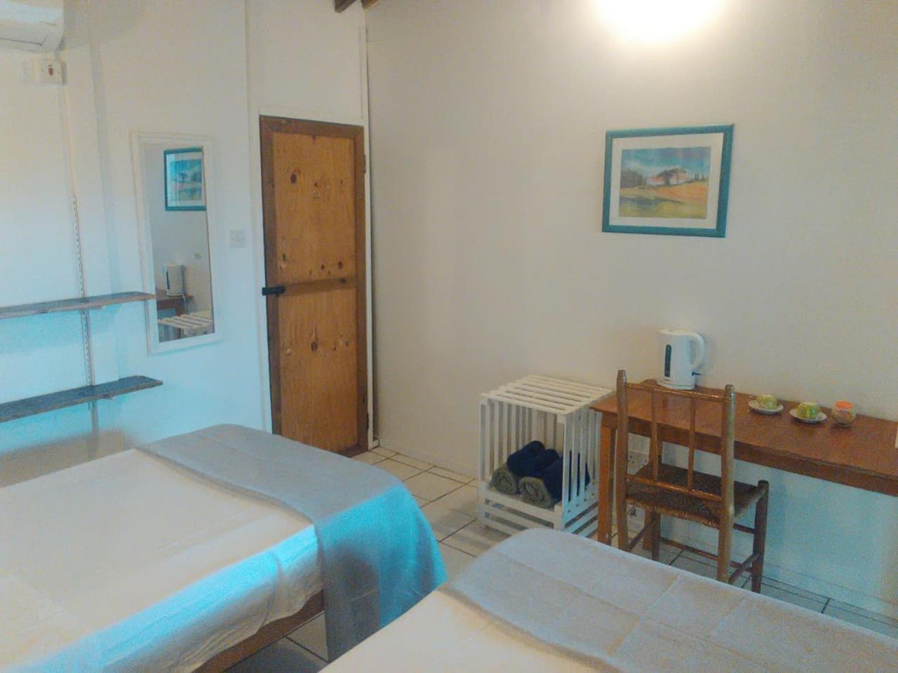 The Reef Beach Huts Hotel Vieux Fort Luaran gambar
