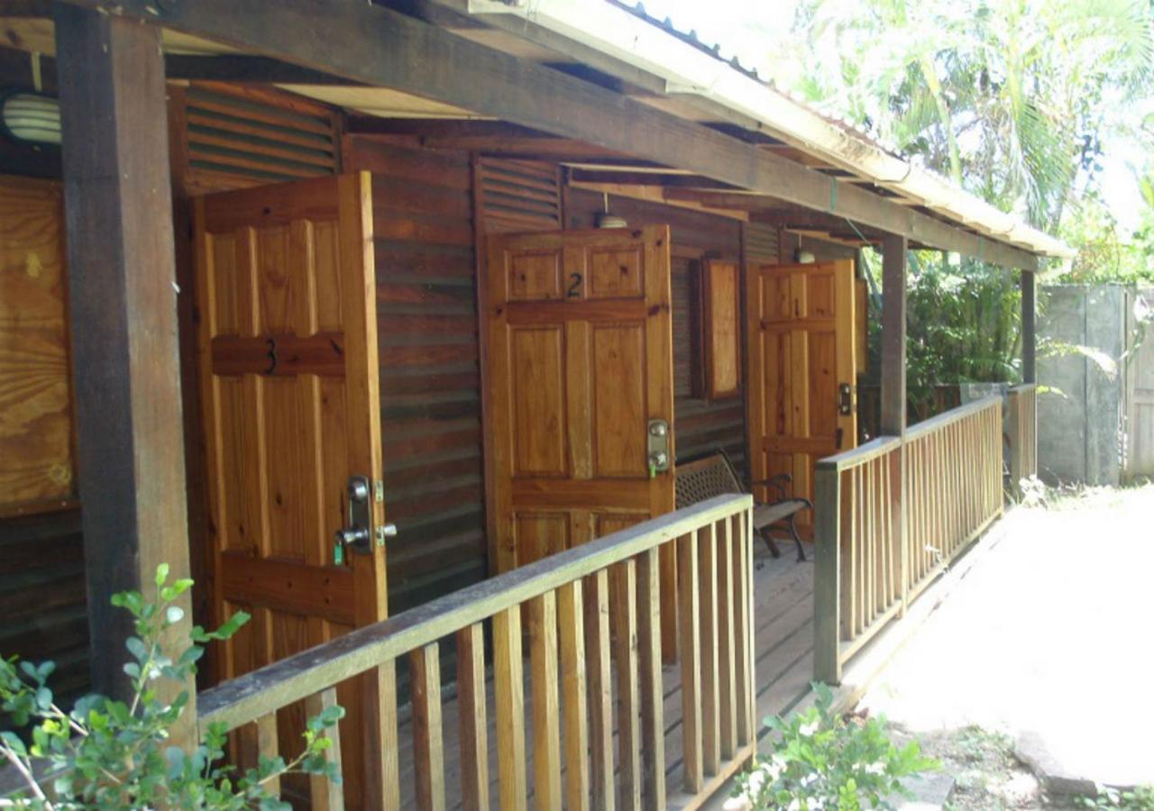 The Reef Beach Huts Hotel Vieux Fort Luaran gambar